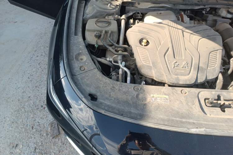Used Hongqi H5 2024 2.0T Automatic Smart Connect Flagship Edition Engine Bay Right