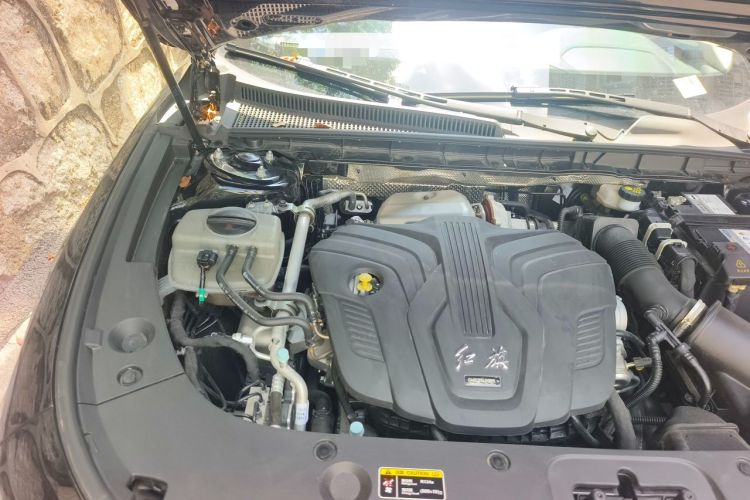 Used Hongqi H5 2024 2.0T Automatic Smart Connect Flagship Edition Engine Bay Right