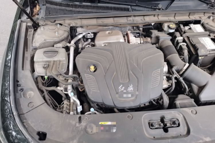 Used Hongqi H5 2024 2.0T Automatic Smart Connect Flagship Edition Engine Bay Right