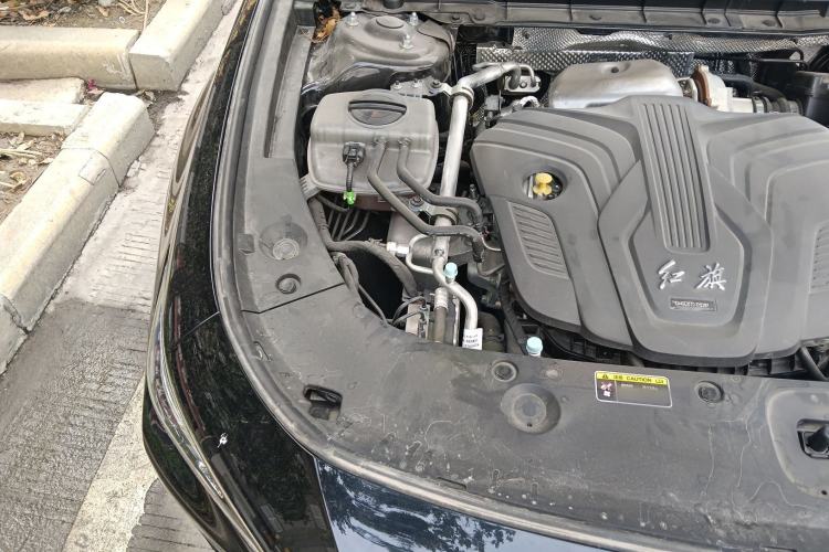Used Hongqi H5 2024 2.0T Automatic Smart Connect Flagship Edition Engine Bay Right