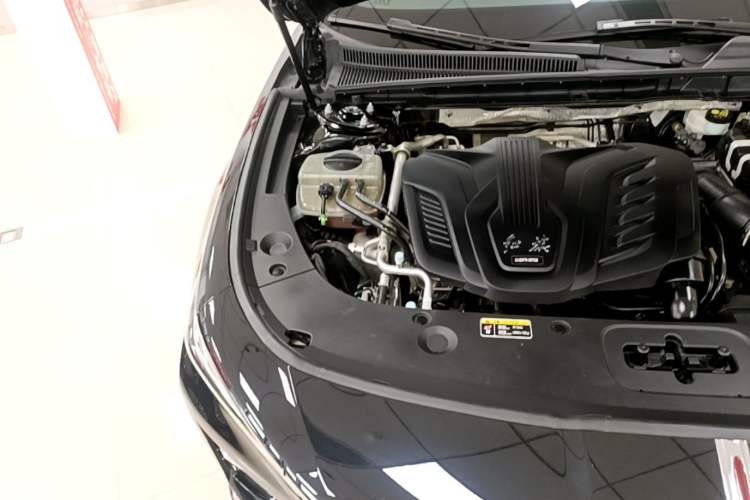Used Hongqi H5 2024 1.5T DCT Smart Connect Flagship Edition Engine Bay Right