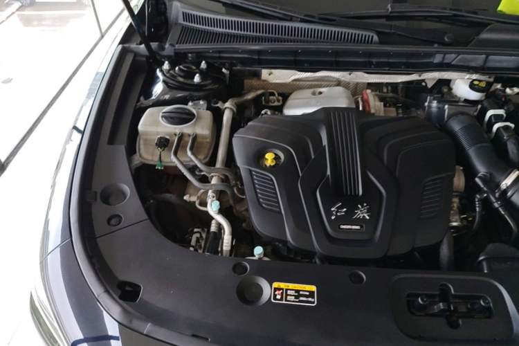 Used Hongqi H5 2024 2.0T Automatic Smart Connect Flagship Edition Engine Bay Right