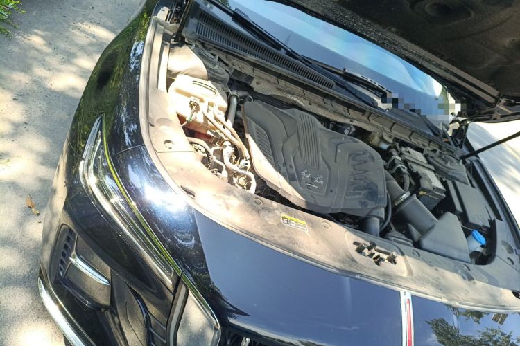 Used Hongqi H5 2024 1.5T DCT Smart Connect Flagship Edition Engine Bay Right