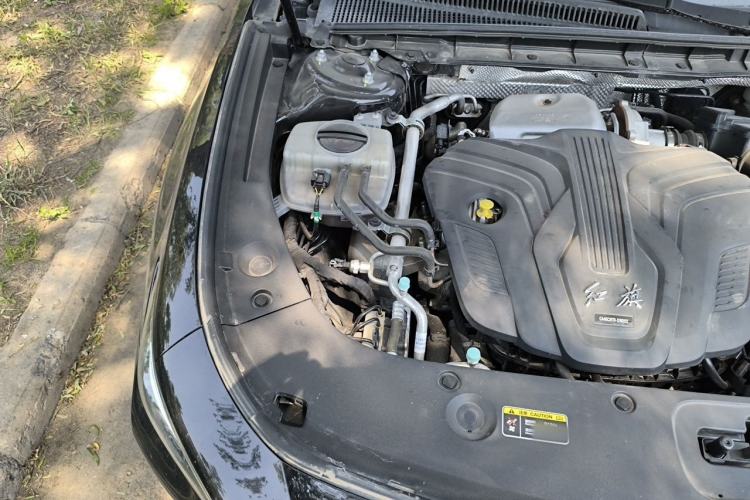 Used Hongqi H5 2024 2.0T Automatic Smart Connect Flagship Edition Engine Bay Right