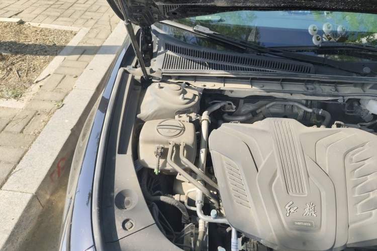 Used Hongqi H5 2024 1.5T DCT Smart Connect Flagship Edition Engine Bay Right