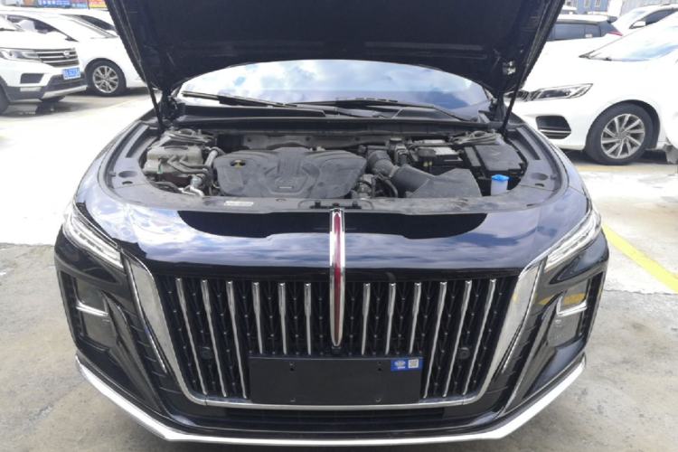 Used Hongqi H5 2024 2.0T Automatic Smart Connect Flagship Edition Engine Bay