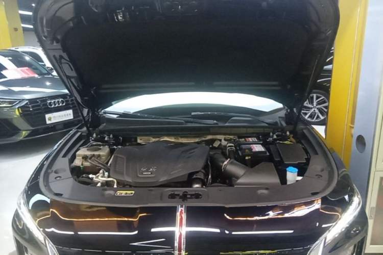 Used Hongqi H5 2024 1.5T DCT Smart Connect Flagship Edition Engine Bay