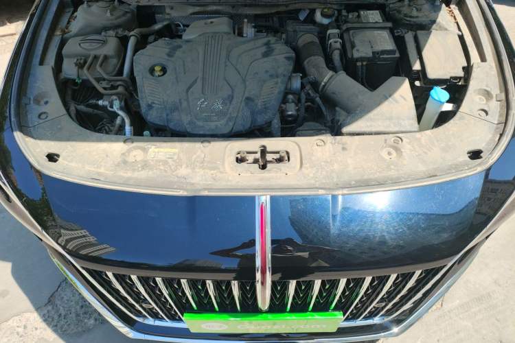 Used Hongqi H5 2024 2.0T Automatic Smart Connect Flagship Edition Engine Bay