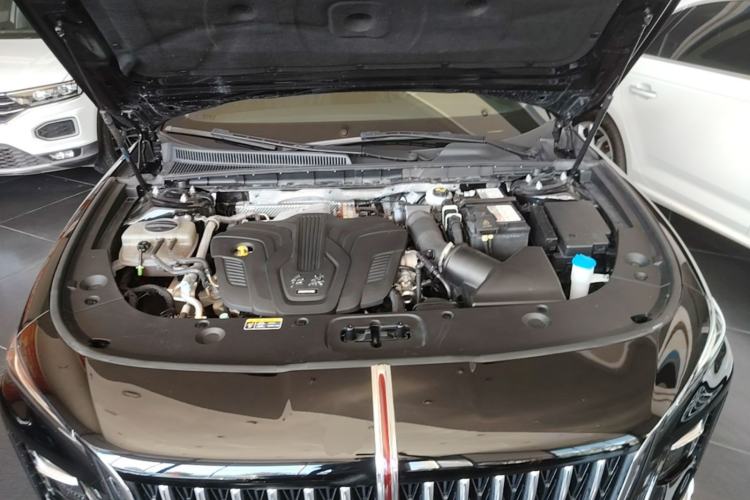 Used Hongqi H5 2024 2.0T Automatic Smart Connect Flagship Edition Engine Bay