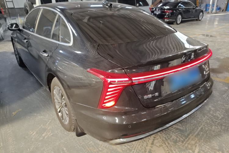Used Hongqi H5 2024 2.0T Automatic Smart Connect Flagship Edition Exterior 2