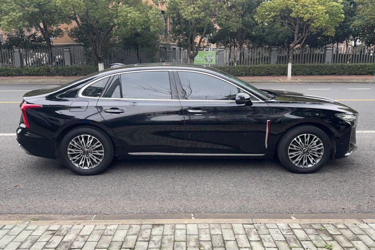 Used Hongqi H5 2024 2.0T Automatic Smart Connect Flagship Edition Exterior 2