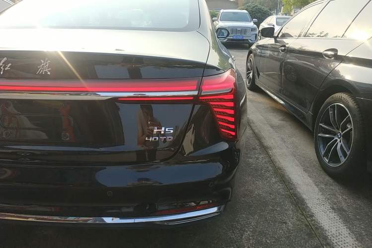 Used Hongqi H5 2024 2.0T Automatic Smart Connect Flagship Edition Exterior 3