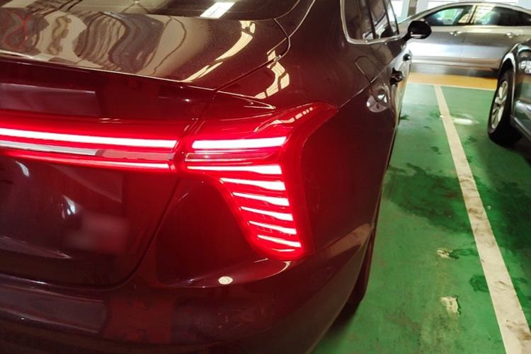 Used Hongqi H5 2024 2.0T Automatic Smart Connect Flagship Edition Exterior 3