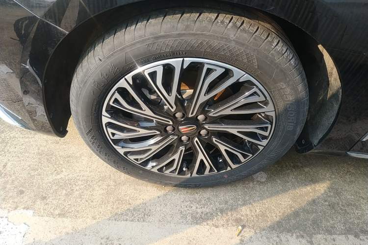 Used Hongqi H5 2024 2.0T Automatic Smart Connect Flagship Edition Exterior 4