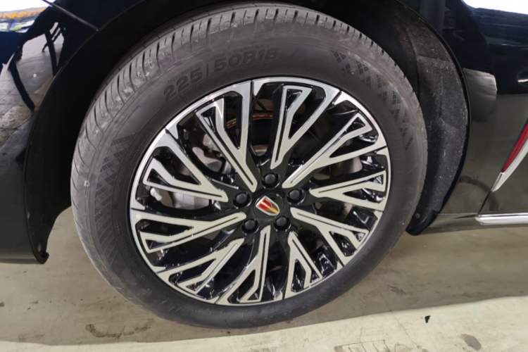 Used Hongqi H5 2024 2.0T Automatic Smart Connect Flagship Edition Exterior 4