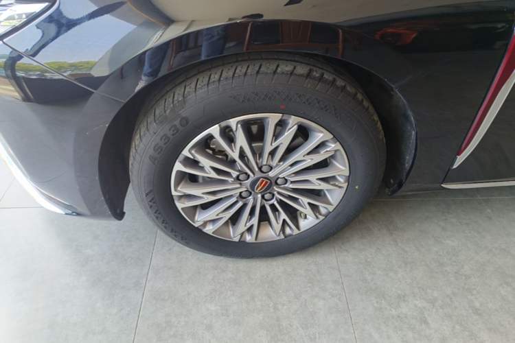Used Hongqi H5 2024 1.5T DCT Smart Connect Flagship Edition Exterior 4