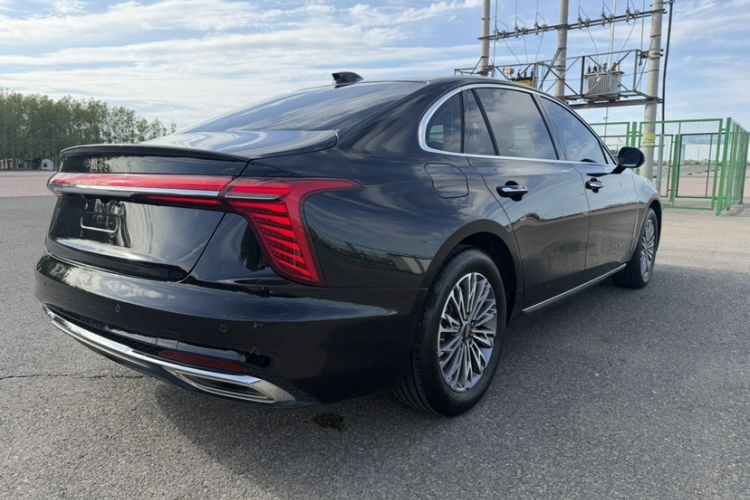 Used Hongqi H5 2024 1.5T DCT Smart Connect Flagship Edition Exterior 4