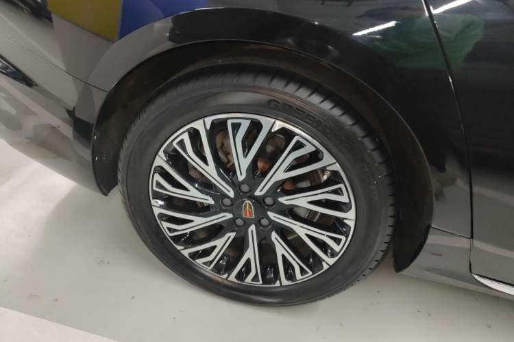Used Hongqi H5 2024 2.0T Automatic Smart Connect Flagship Edition Exterior 5