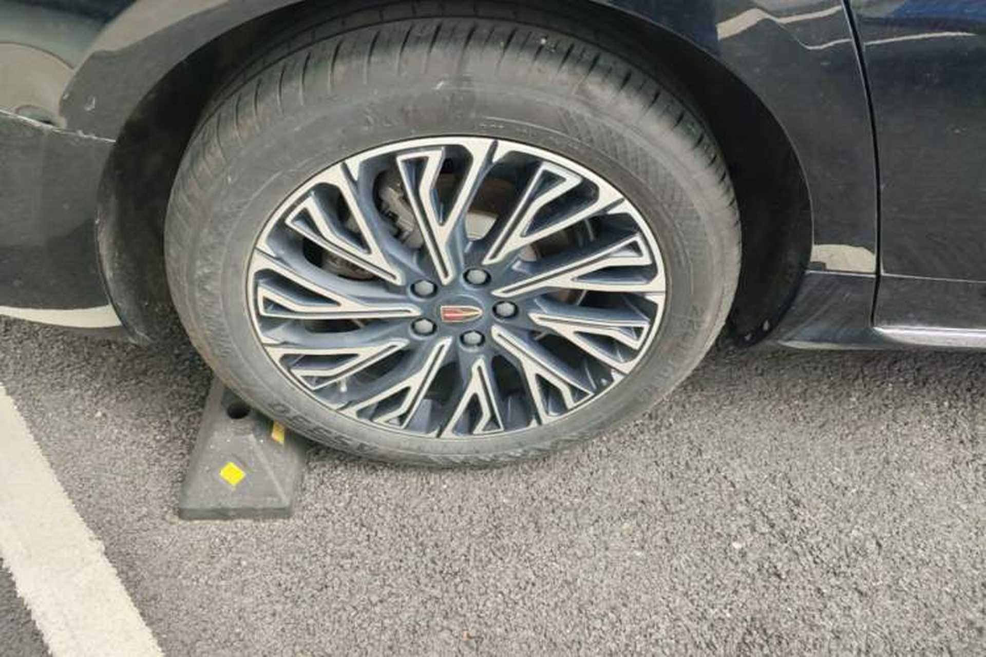 Used Hongqi H5 2024 2.0T Automatic Smart Connect Flagship Edition Exterior 5