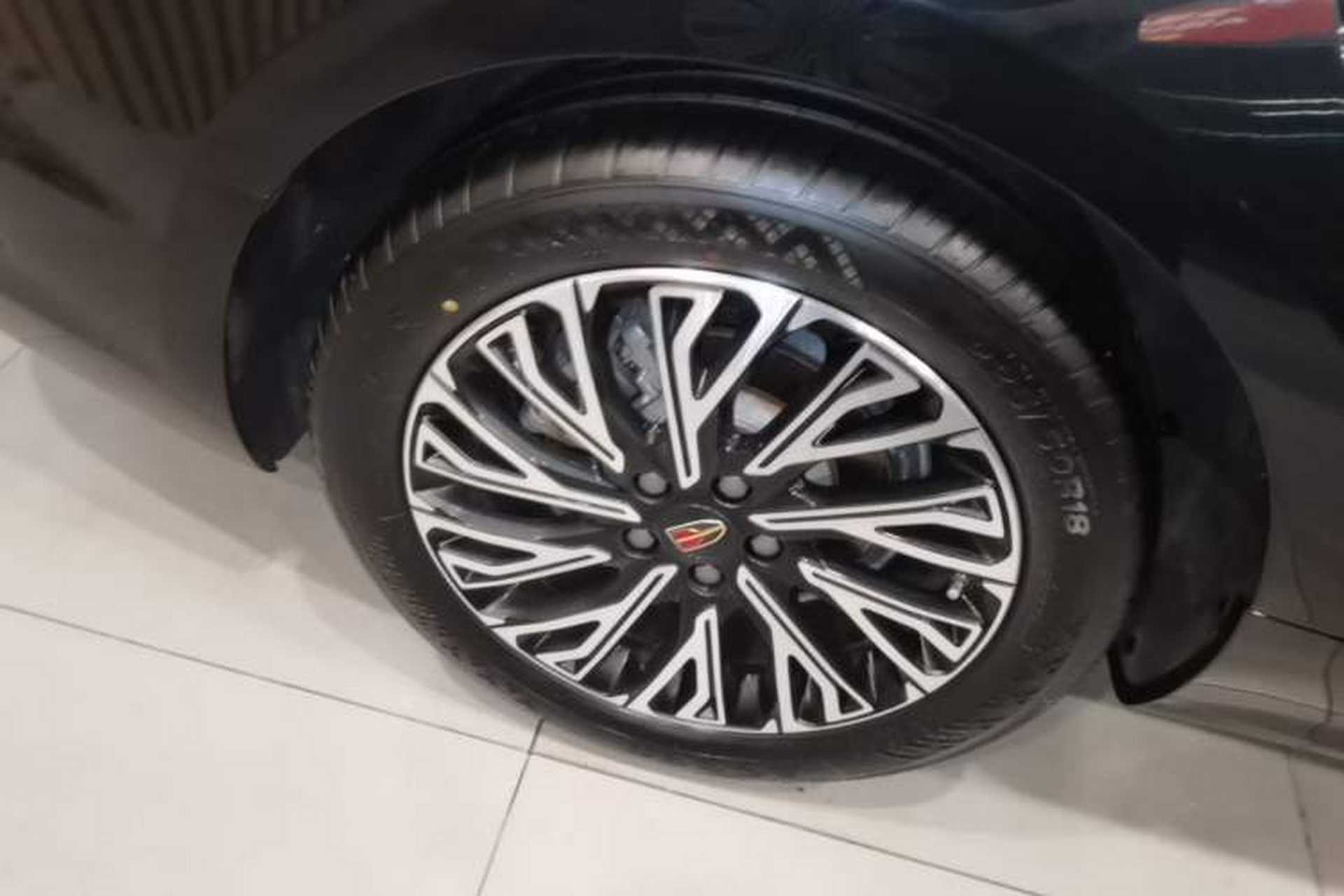 Used Hongqi H5 2024 2.0T Automatic Smart Connect Flagship Edition Exterior 5