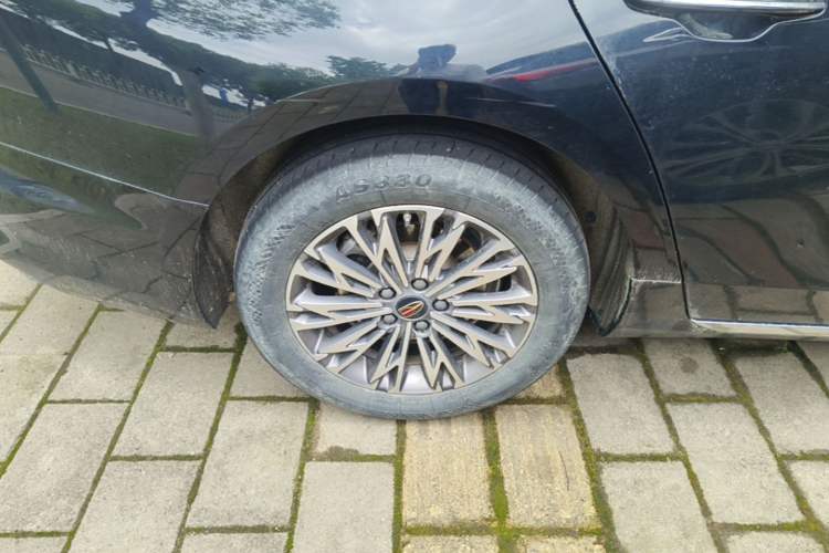 Used Hongqi H5 2024 2.0T Automatic Smart Connect Flagship Edition Exterior 5