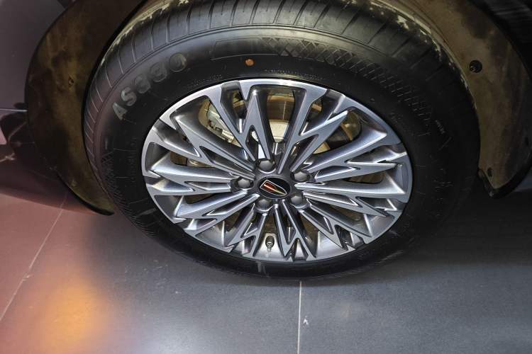 Used Hongqi H5 2024 2.0T Automatic Smart Connect Flagship Edition Exterior 5