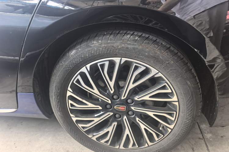 Used Hongqi H5 2024 2.0T Automatic Smart Connect Flagship Edition Exterior 6