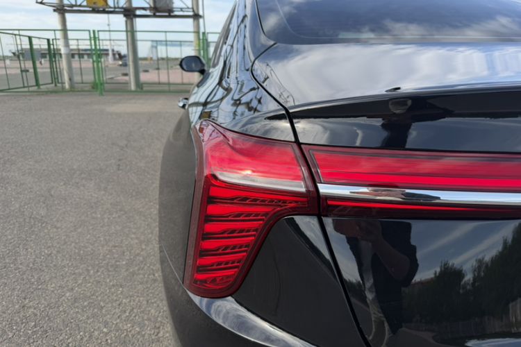 Used Hongqi H5 2024 1.5T DCT Smart Connect Flagship Edition Exterior 7