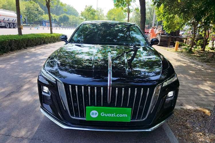 Used Hongqi H5 2024 1.5T DCT Smart Connect Flagship Edition Front