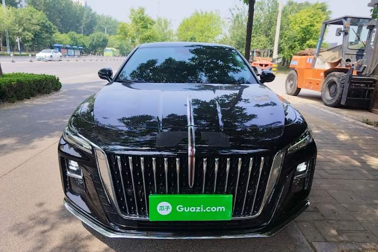 Used Hongqi H5 2024 1.5T DCT Smart Connect Flagship Edition Front