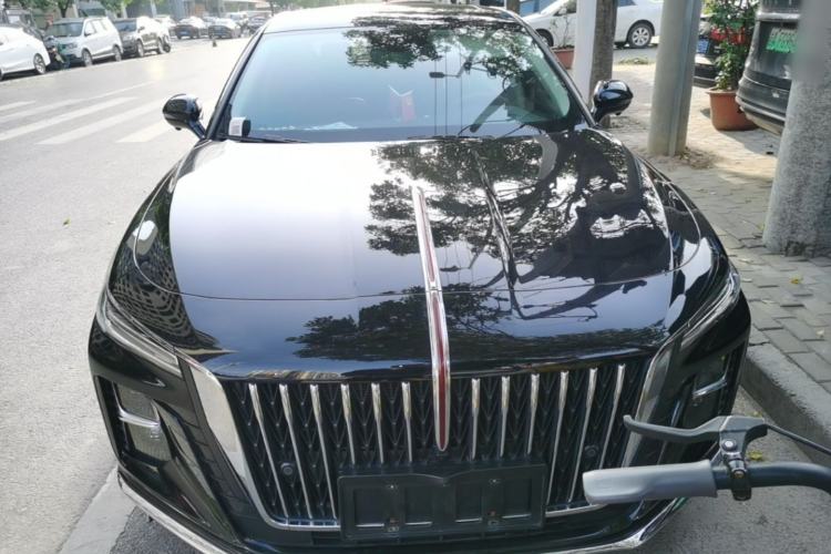 Used Hongqi H5 2024 1.5T DCT Smart Connect Flagship Edition Front