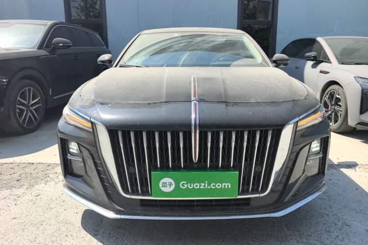 Used Hongqi H5 2024 1.5T DCT Smart Connect Flagship Edition Front