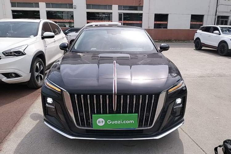 Used Hongqi H5 2024 1.5T DCT Smart Connect Flagship Edition Front