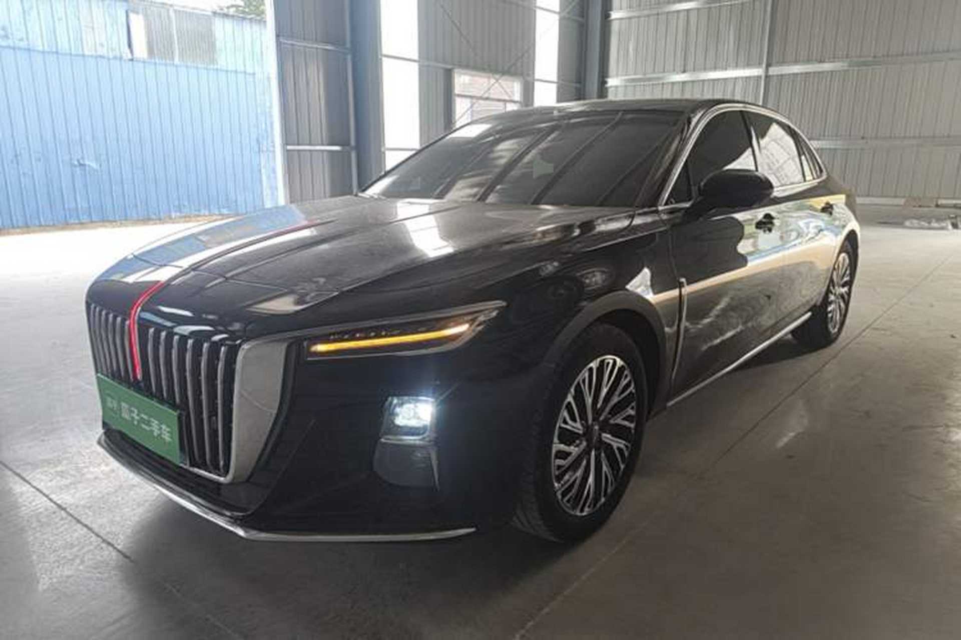 Used Hongqi H5 2024 2.0T Automatic Smart Connect Flagship Edition Front Left 45 Deg