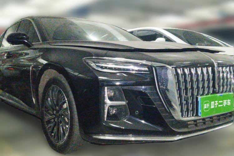 Used Hongqi H5 2024 2.0T Automatic Smart Connect Flagship Edition Front Right 45 Deg