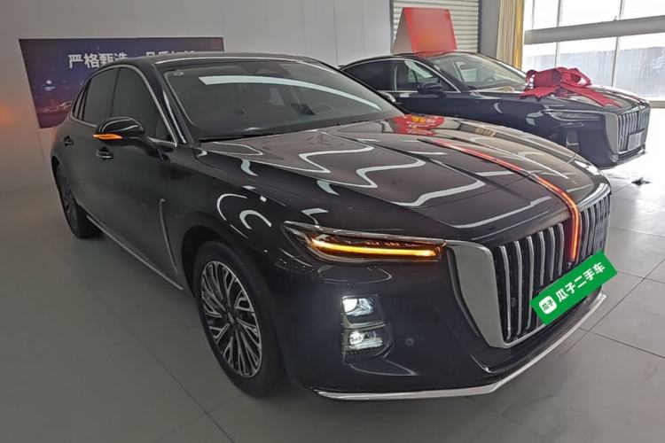 Used Hongqi H5 2024 2.0T Automatic Smart Connect Flagship Edition Front Right 45 Deg