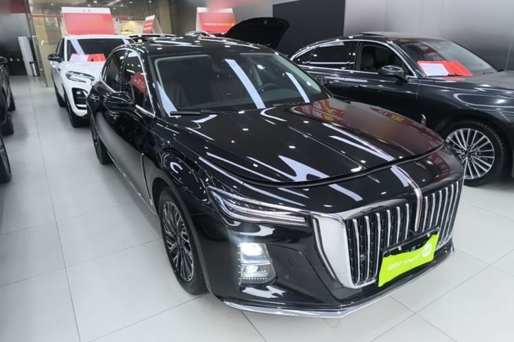 Used Hongqi H5 2024 2.0T Automatic Smart Connect Flagship Edition Front Right 45 Deg