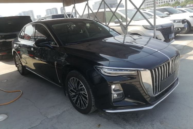 Used Hongqi H5 2024 2.0T Automatic Smart Connect Flagship Edition Front Right 45 Deg