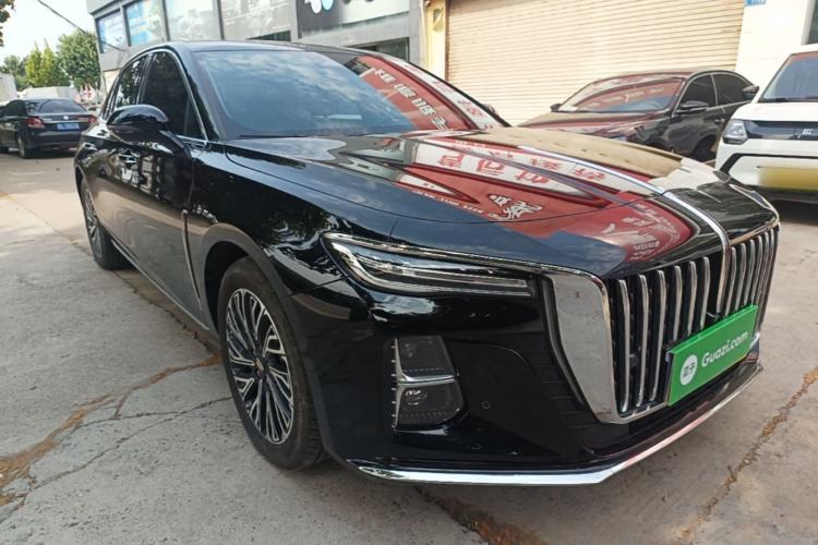 Used Hongqi H5 2024 2.0T Automatic Smart Connect Flagship Edition Front Right 45 Deg