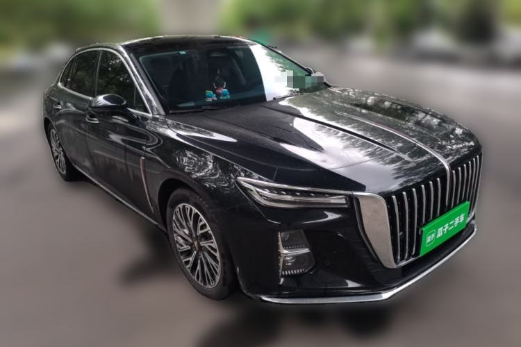 Used Hongqi H5 2024 2.0T Automatic Smart Connect Flagship Edition Front Right 45 Deg