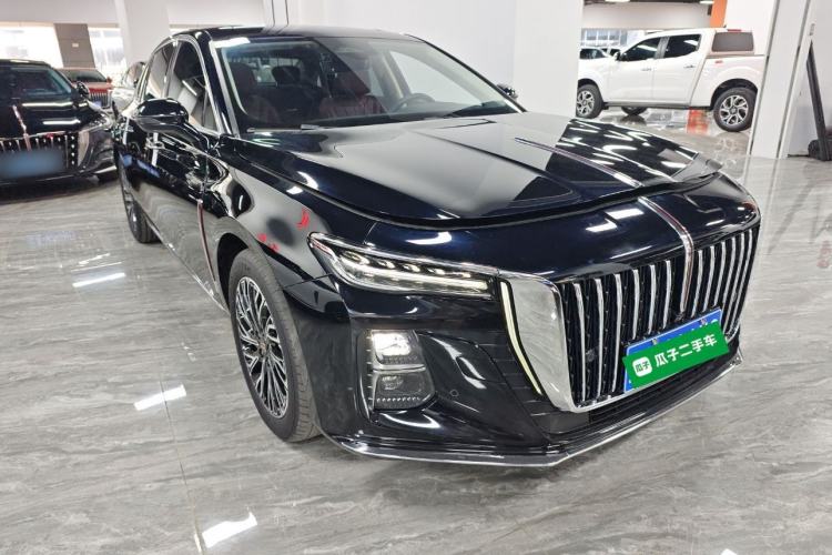 Used Hongqi H5 2024 2.0T Automatic Smart Connect Flagship Edition Front Right 45 Deg