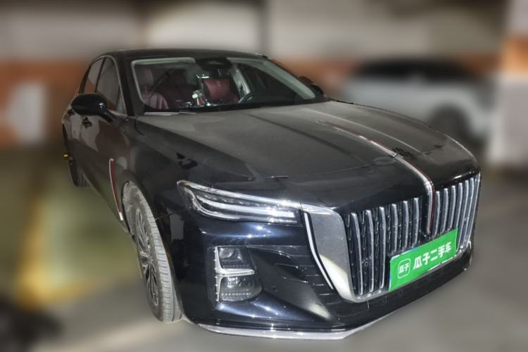 Used Hongqi H5 2024 2.0T Automatic Smart Connect Flagship Edition Front Right 45 Deg