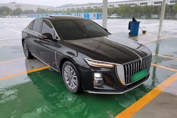 Used Hongqi H5 2024 1.5T DCT Smart Connect Flagship Edition Front Right 45 Deg
