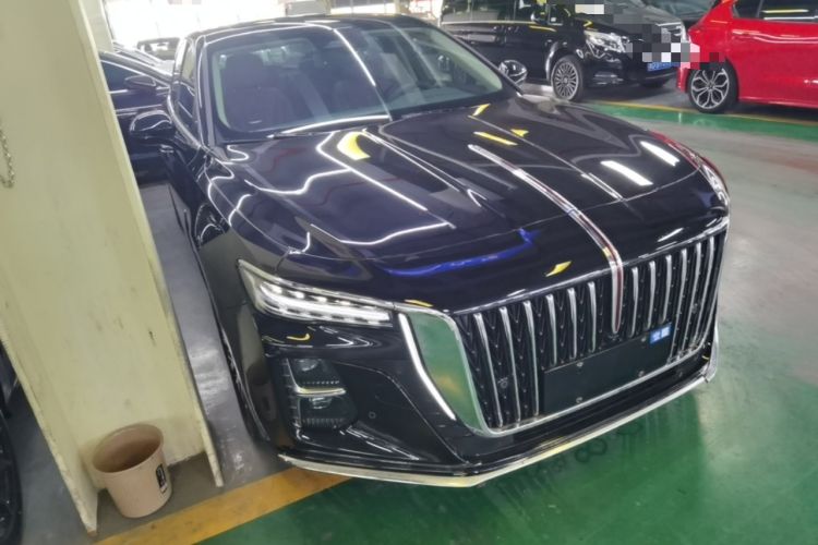 Used Hongqi H5 2024 2.0T Automatic Smart Connect Flagship Edition Front Right 45 Deg