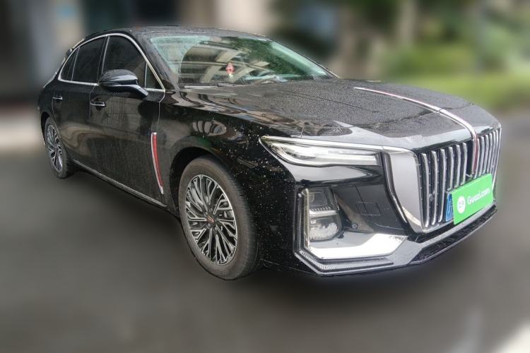 Used Hongqi H5 2024 2.0T Automatic Smart Connect Flagship Edition Front Right 45 Deg
