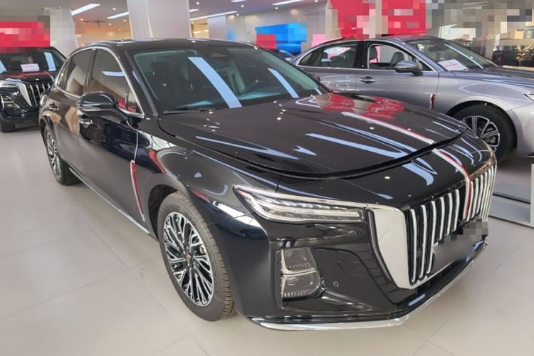 Used Hongqi H5 2024 2.0T Automatic Smart Connect Flagship Edition Front Right 45 Deg