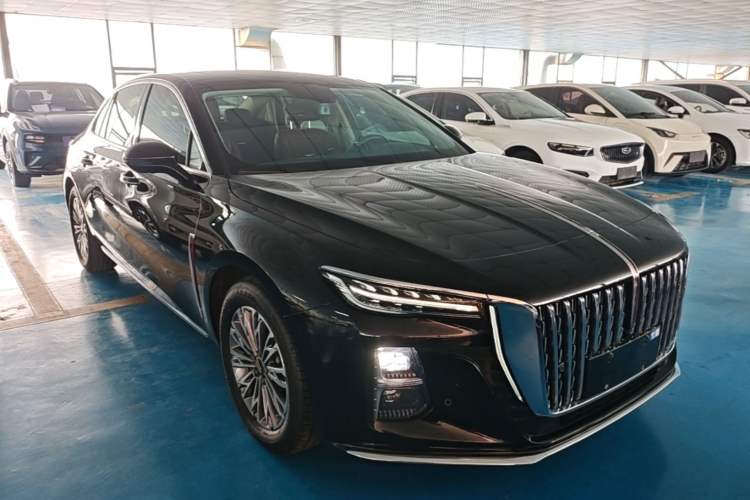 Used Hongqi H5 2024 1.5T DCT Smart Connect Flagship Edition Front Right 45 Deg