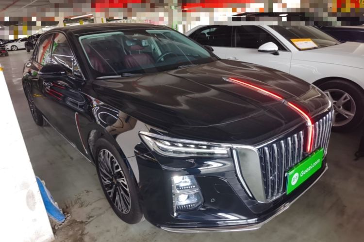 Used Hongqi H5 2024 2.0T Automatic Smart Connect Flagship Edition Front Right 45 Deg