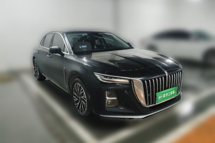Used Hongqi H5 2024 1.5T HEV Smart Connect Flagship Edition Front Right 45 Deg