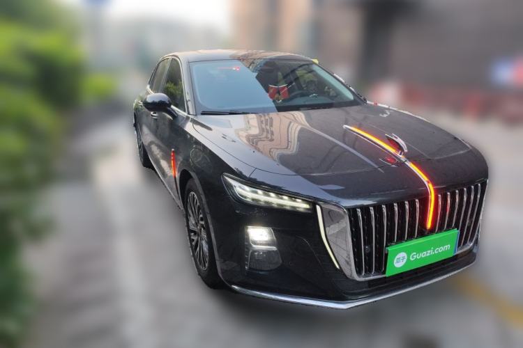 Used Hongqi H5 2024 2.0T Automatic Smart Connect Flagship Edition Front Right 45 Deg